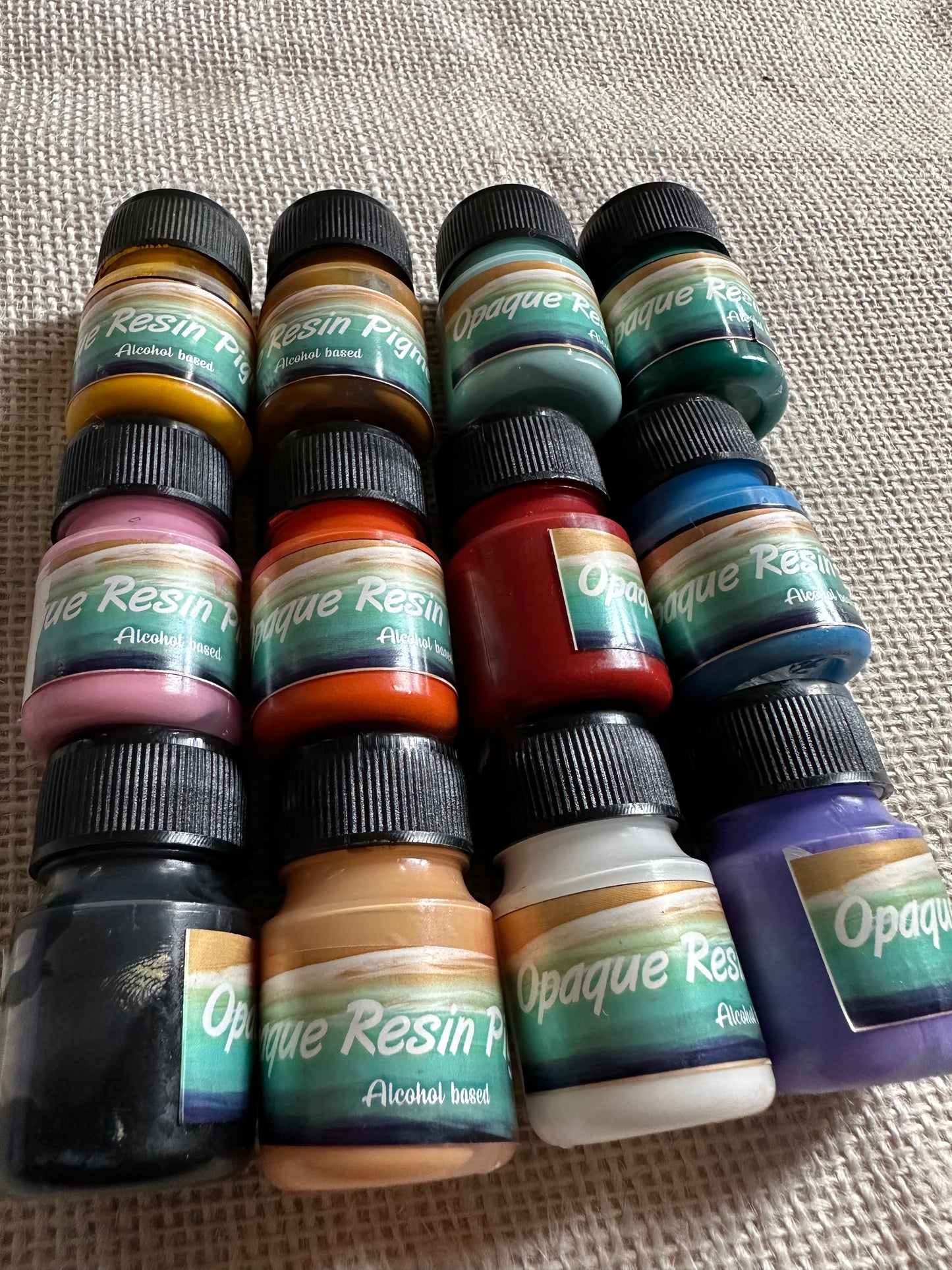 12 Opaque Pigments Pack