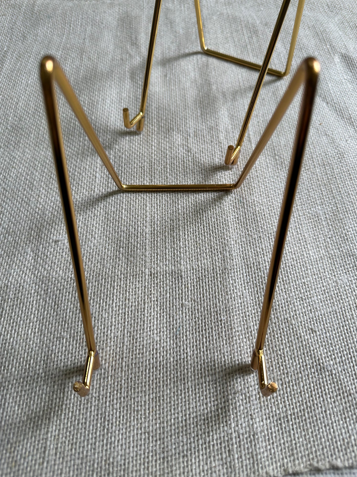 Metal Stand - 6 Inch