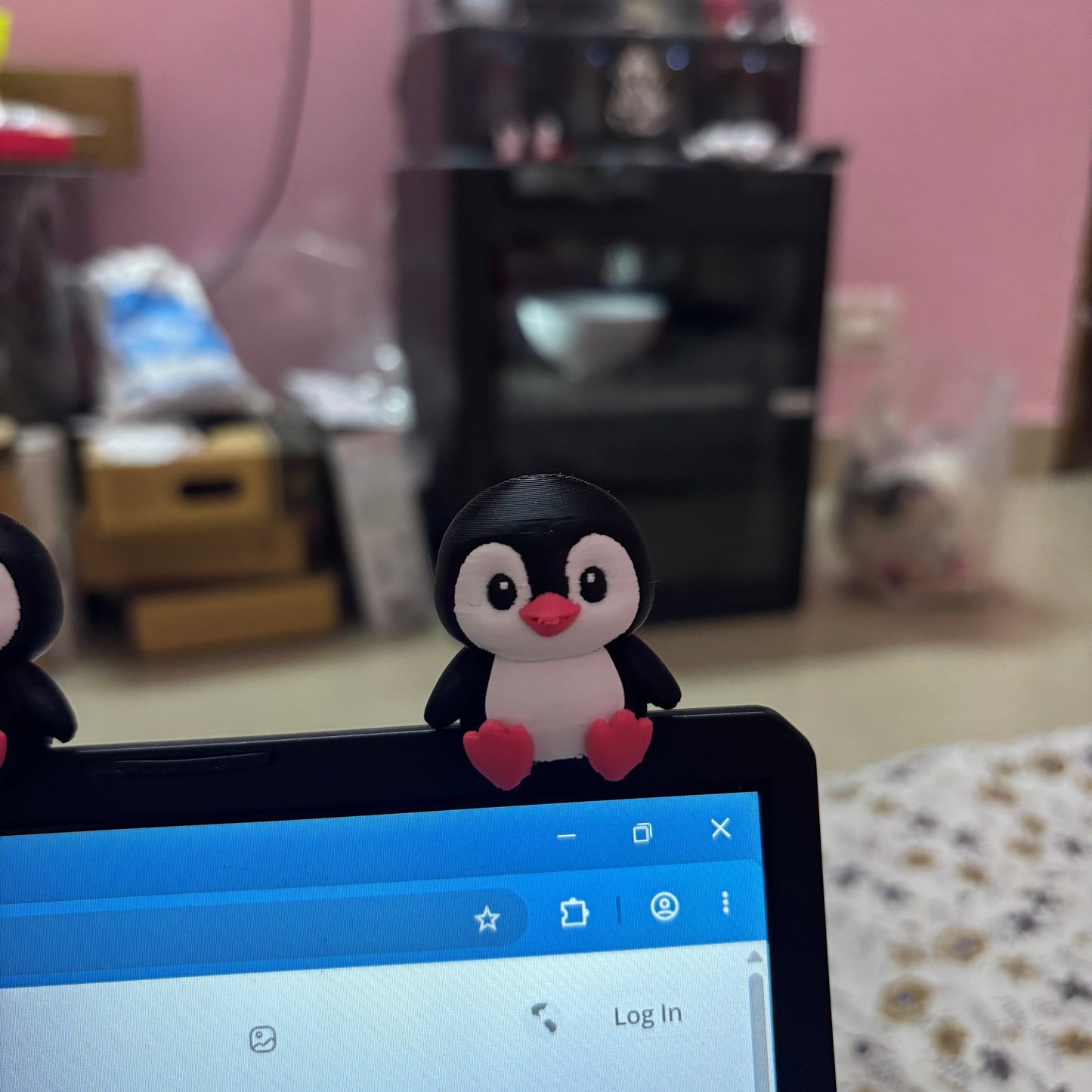 Cute Penguin Monitor Buddy_Img