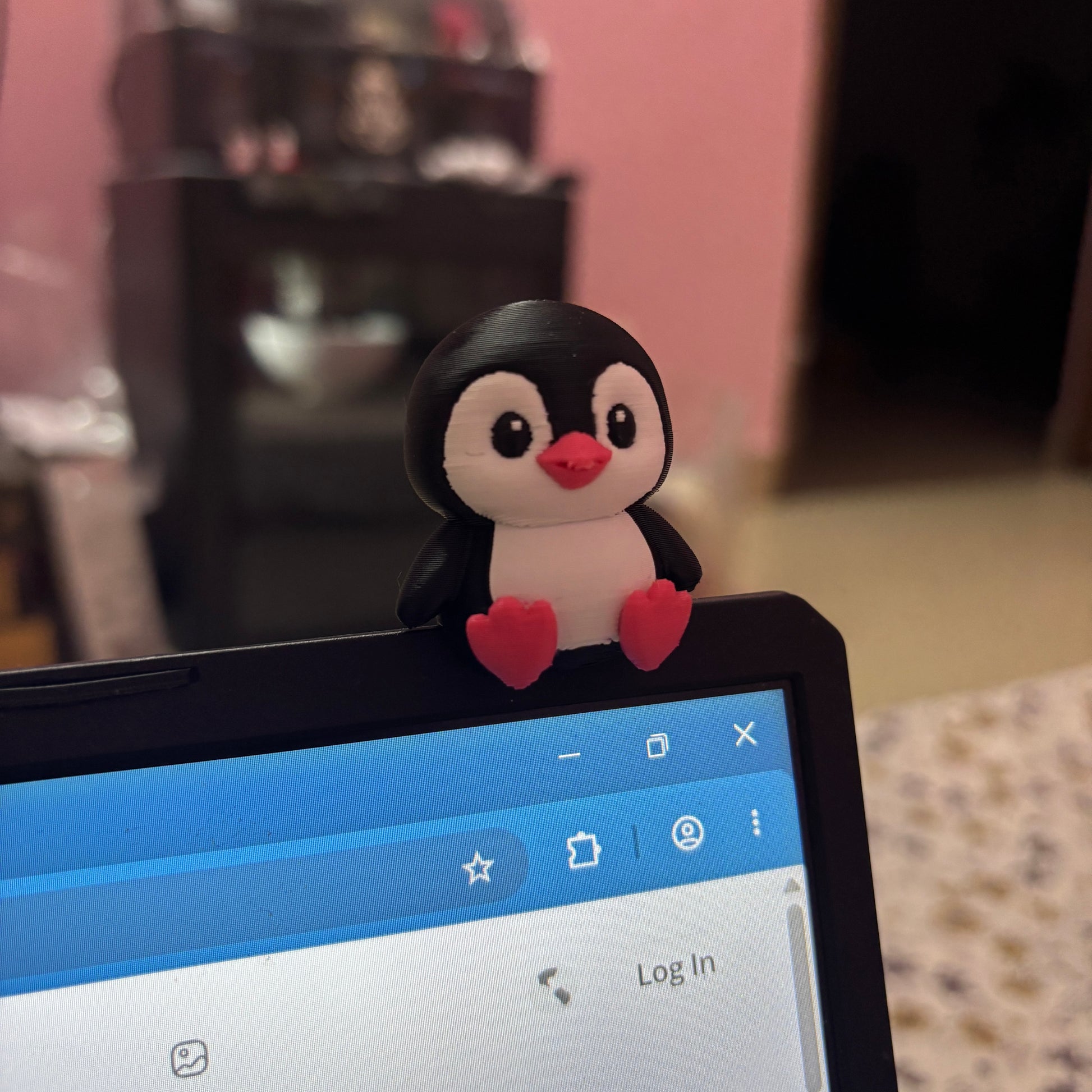 Cute Penguin Monitor Buddy_Img