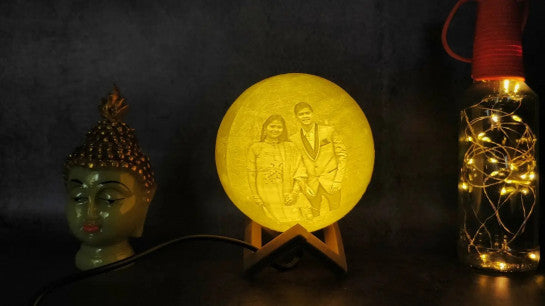 Qubix 3D Wired Single Color - 3D Moon lamp with photo and message